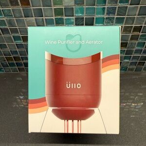 *NEW* Üllo Wine Purifier and Aerator - Red